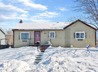 617 5th St SW, Minot, ND 58701