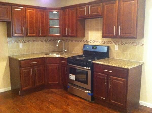 1st image of 2934 Wickham Ave