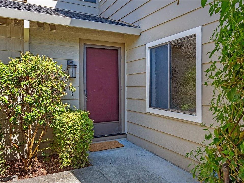 1st image of 18930 Sara Park Cir