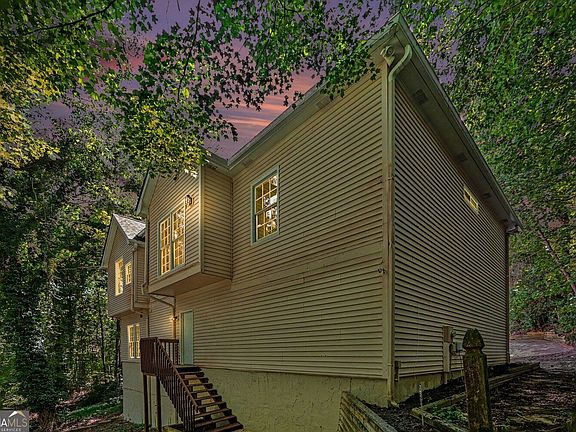 5th image of 3330 Forrest Bend Ln