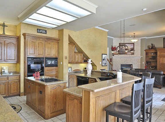 5th image of 5012 Silver Lake Dr