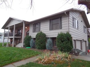 654 College St, Milton Freewater, OR 97862