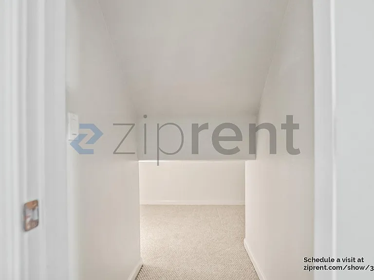 2858 10th St — Photo 28