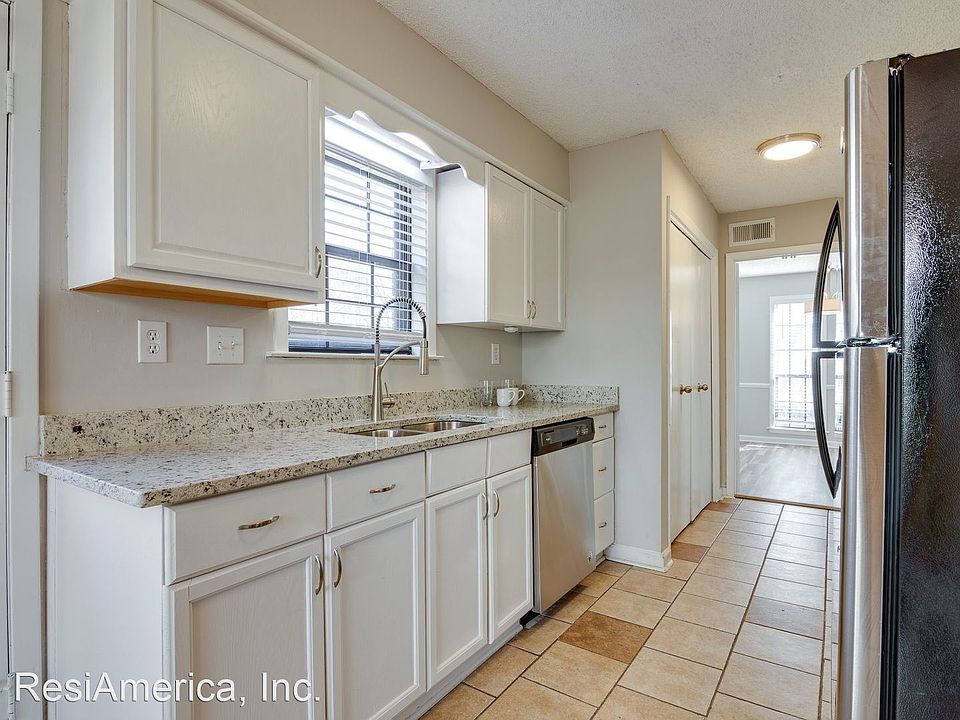 1st image of 8378 E Rembrook Dr