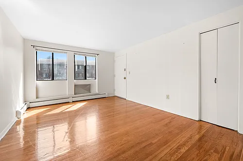 157 School St #6 Photo 1
