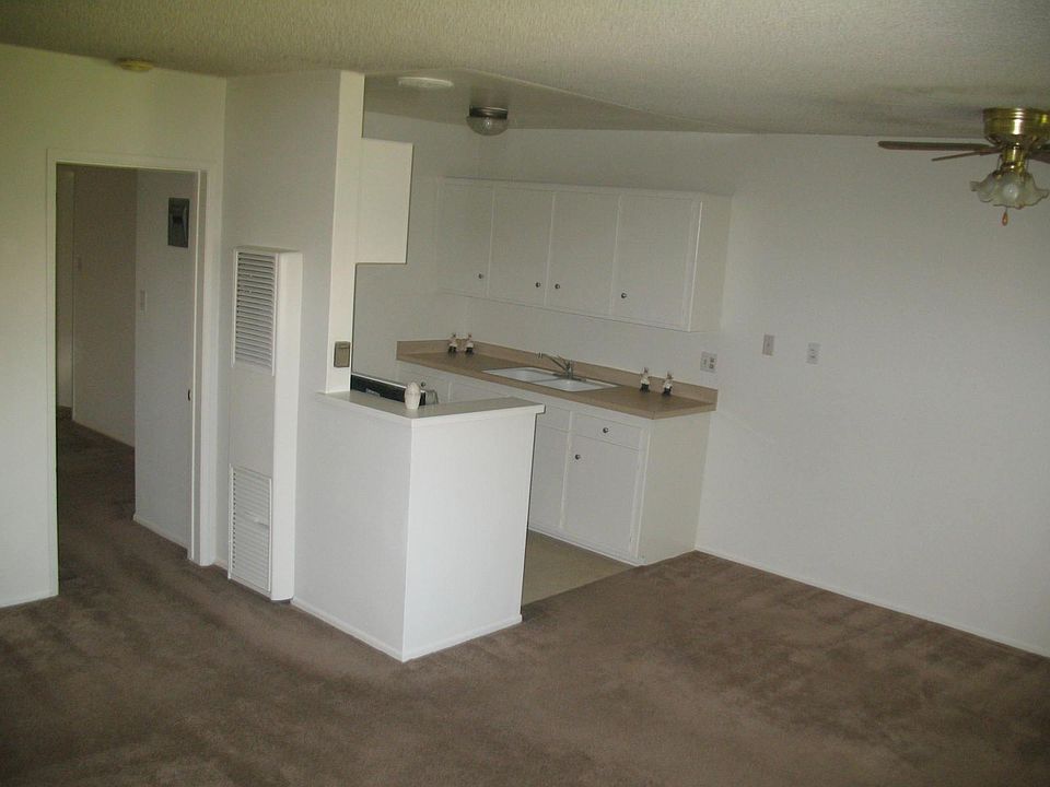 2nd image of 2200 Westport Dr #22