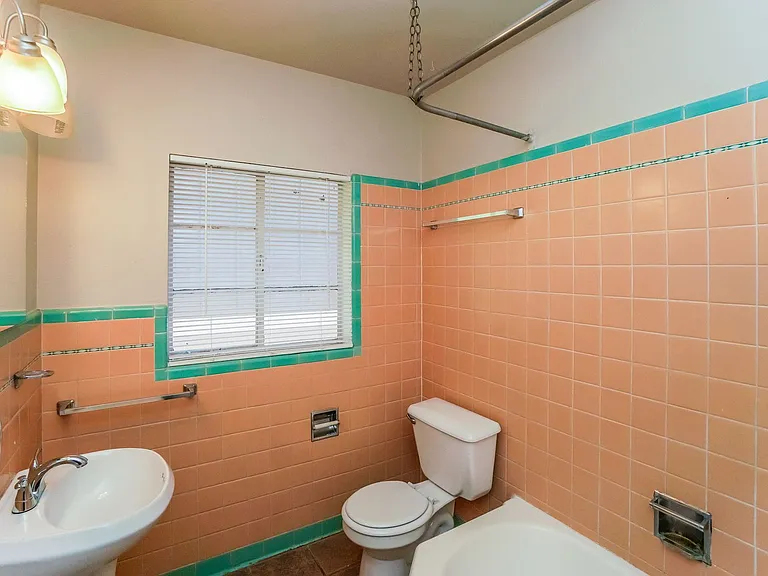 235 Natalen Ave — Photo 11
