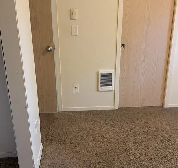McKenzie Court — Photo 10