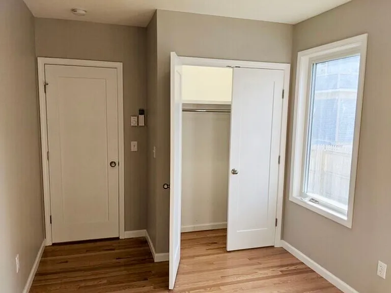 209 N Meadow St — Photo 16