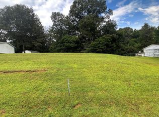 79 Cambridge Dr, Jackson, TN 38305