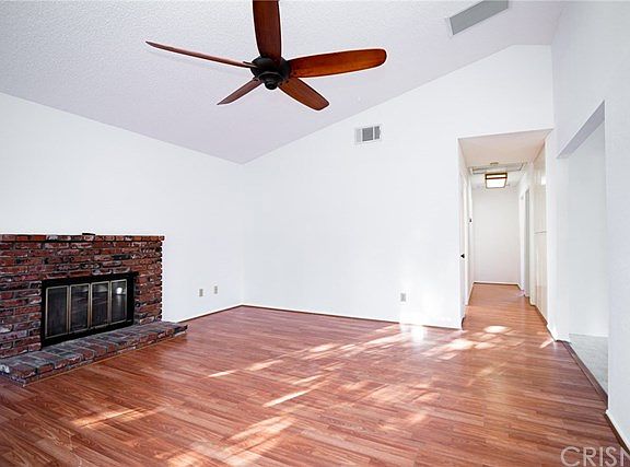 4th image of 37053 Calle Grande