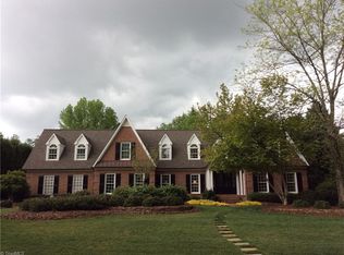 209 Manchester Pl, Greensboro, NC 27410