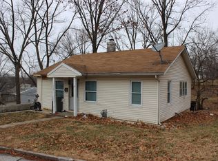 1005 Windsor St, Boonville, MO 65233