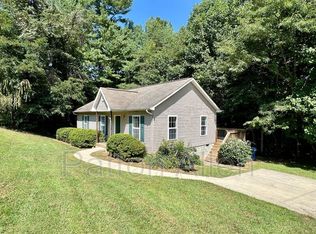 20 Rocking Porch Rd, Asheville, NC 28805