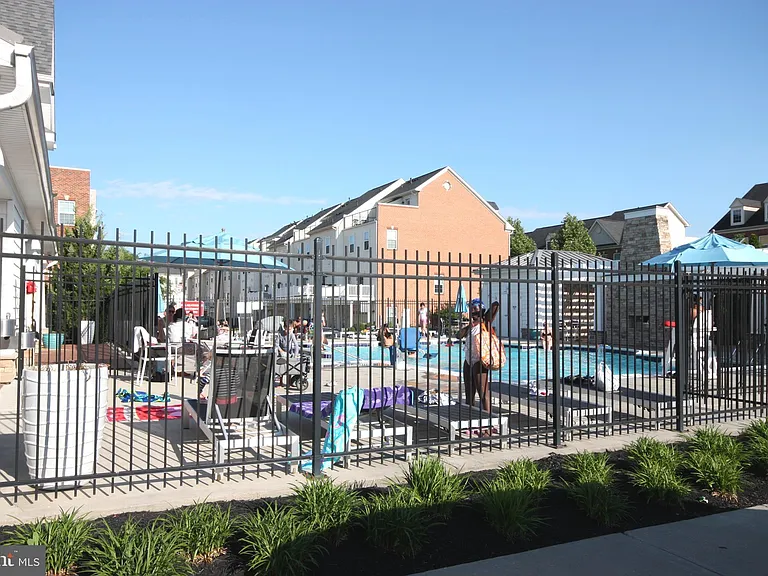 7221 Greenfitch Way — Photo 35