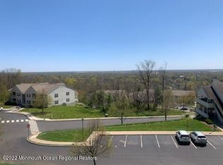 1424 King Ct #1424, Green Brook, NJ 08812