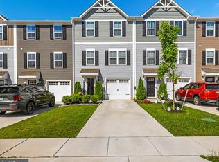 83 Burr St, Williamstown, NJ 08094