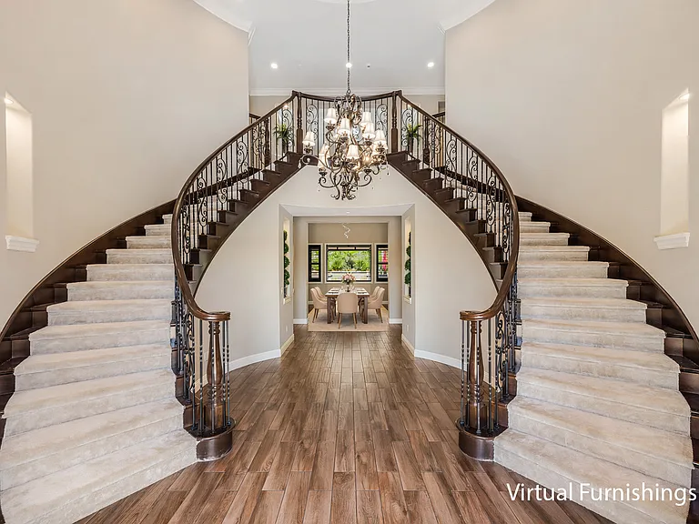 7305 Augusta Dr — Photo 3
