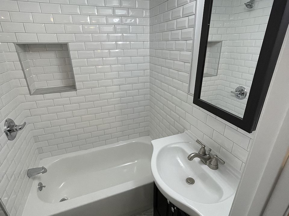 1st image of 167 Glen Cove Ave APT 4F