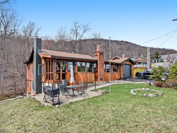 37 Blueberry Hill, Greenwood Lake, NJ 10925