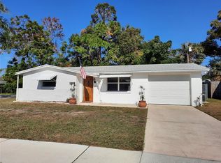 1660 Roundtree Rd, Holiday, FL 34690