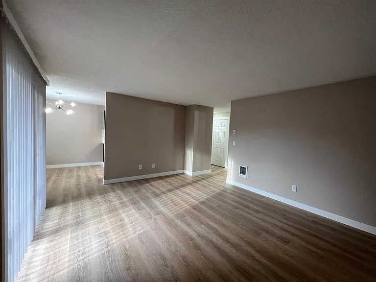 706 Browning Ave S #4 — Photo 8
