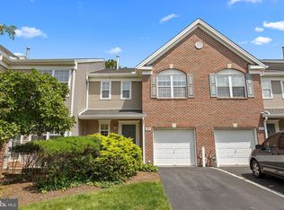 3395 Woodland Cir #28, Huntingdon Valley, PA 19006