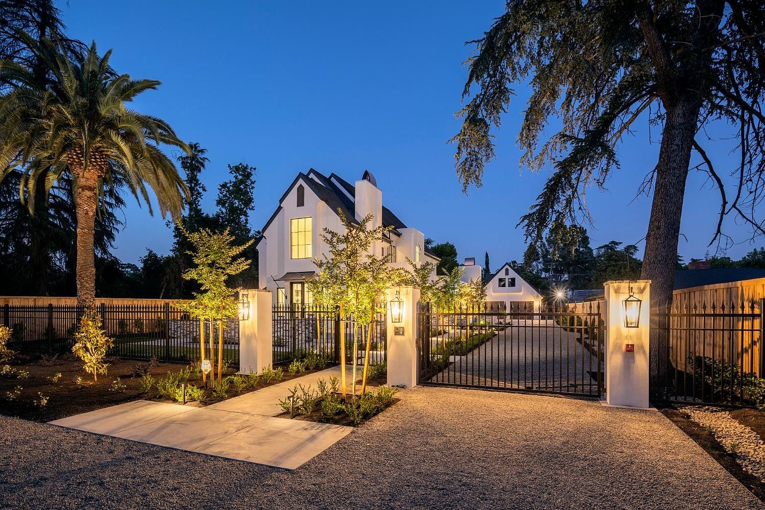 4264 N Van Ness Blvd, Fresno, CA 93704 Zillow