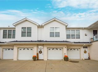 224 Adams Pointe Blvd UNIT 4, Mars, PA 16046