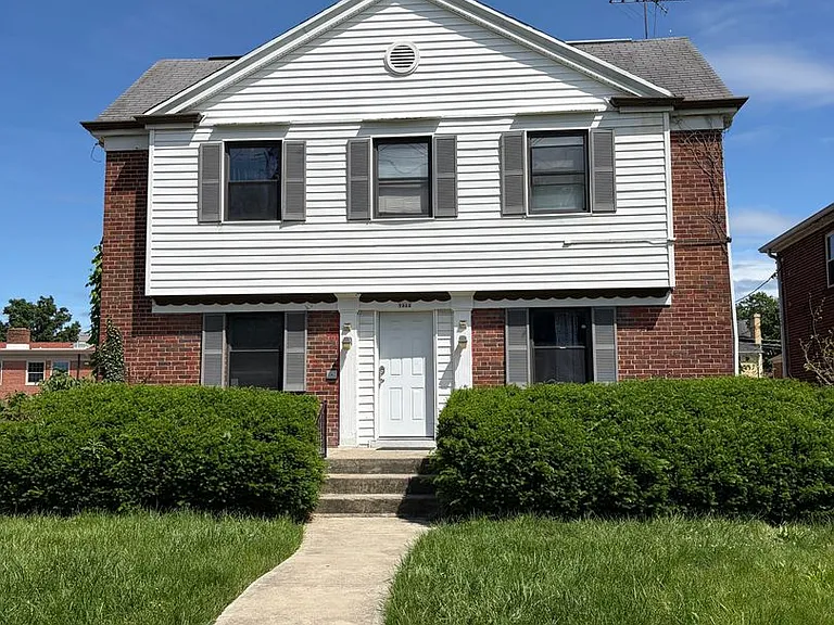 7352 Reading Road — Photo 1
