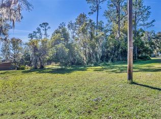 4th St, Osteen, FL 32764