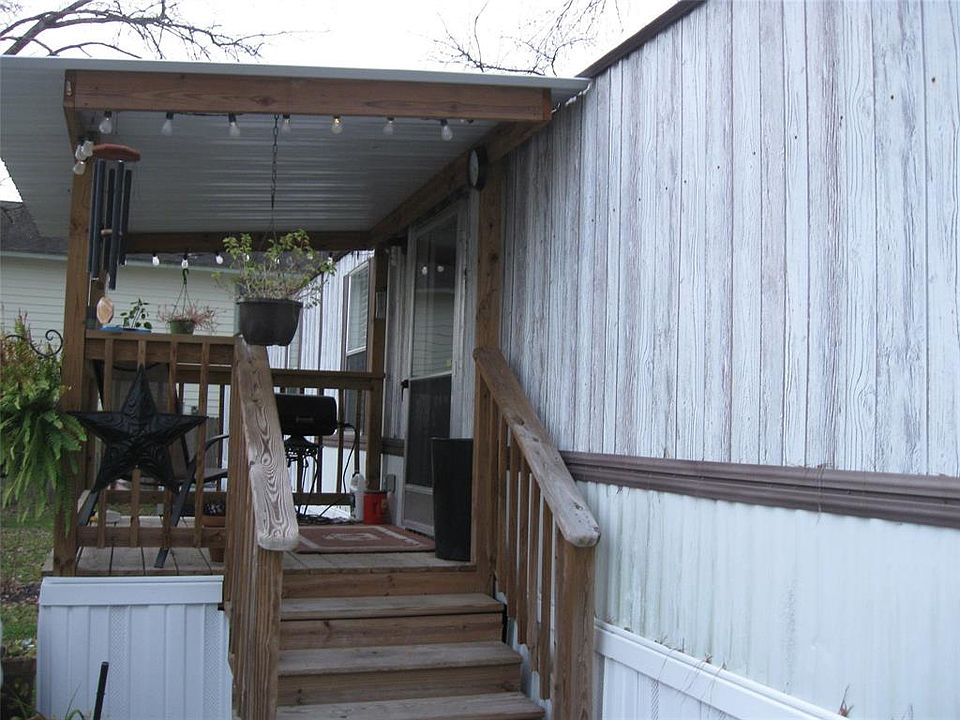 1st image of 22047 E Hammond Dr