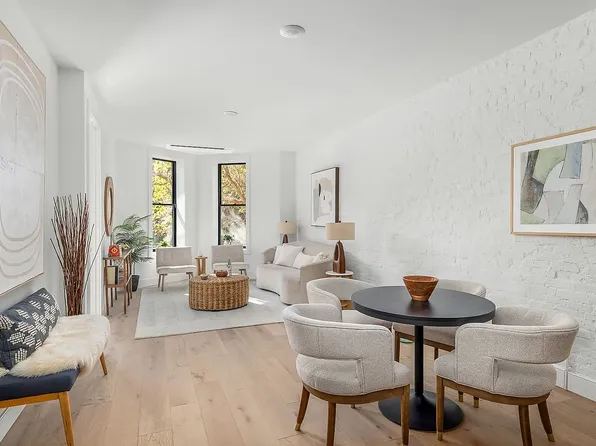 665 De Graw St #2, Brooklyn, NY 11217