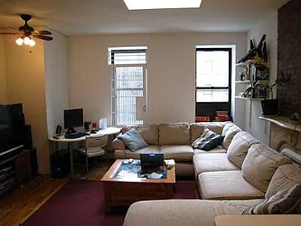Rented by R New York