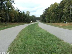 2nd image of 3992 Lost Mill Rd