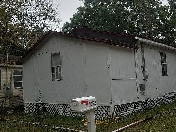 2nd image of 1736 W 29th St