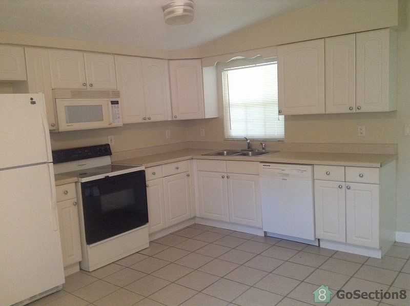 2nd image of 10604 N 26th St