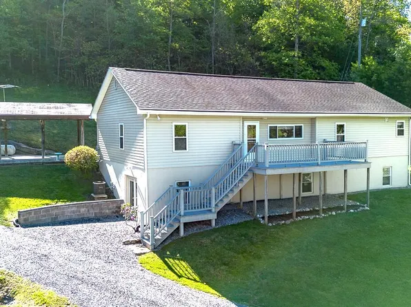 1117 Wide Gap Rd, Lexington, VA 24450