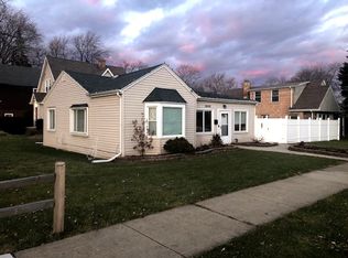 1444 Prospect Ave, Des Plaines, IL 60018