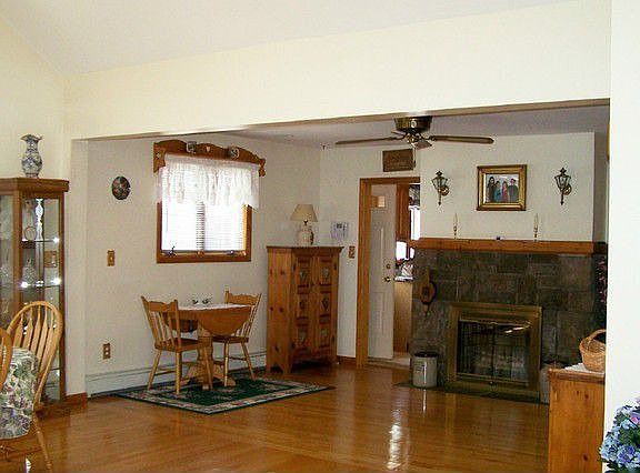 5th image of 44 Fennimore Ave