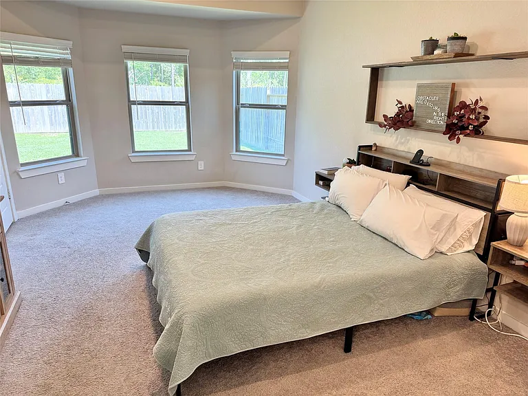 21759 Thicket Point Ln — Photo 11