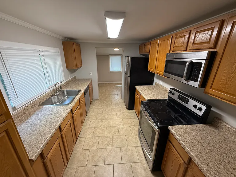3517 Hardee Ave — Photo 3