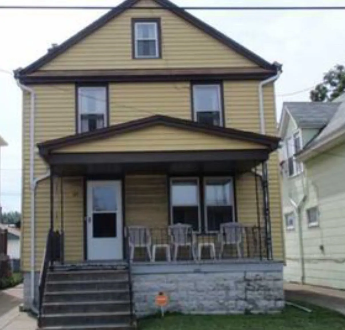 3 bed, 1196 sqft, $1,500 — Photo 1