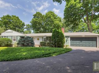 77 Old Kings Hwy S, Darien, CT 06820
