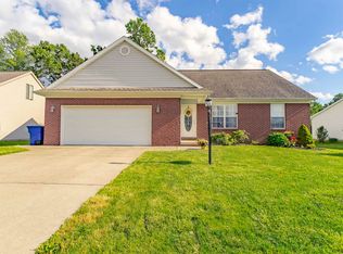 7811 Saint Thomas Ct, Newburgh, IN 47630