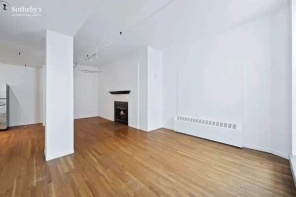 Rented by Sotheby's International Realty | media 13