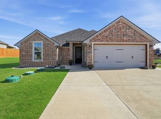 5007 Terlingua Dr, Granbury, TX 76048