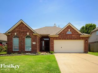 5014 Wimberly Ln, Cove, TX 77523