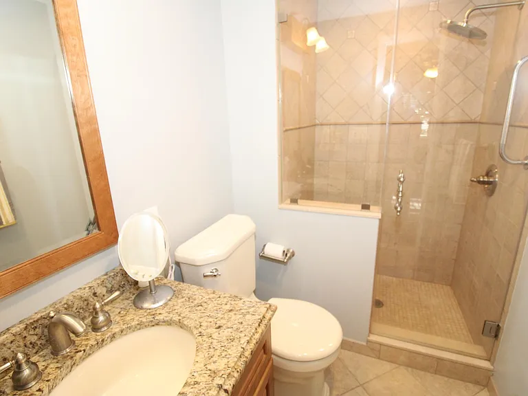 11 Heritage Dr — Photo 14