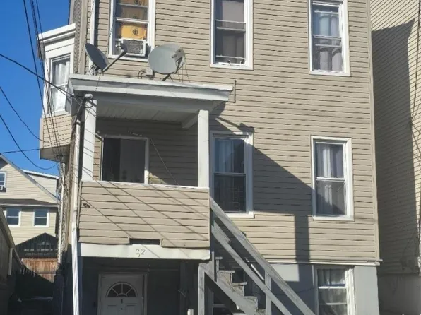 32 Albion Ave, Paterson City, NJ 07502